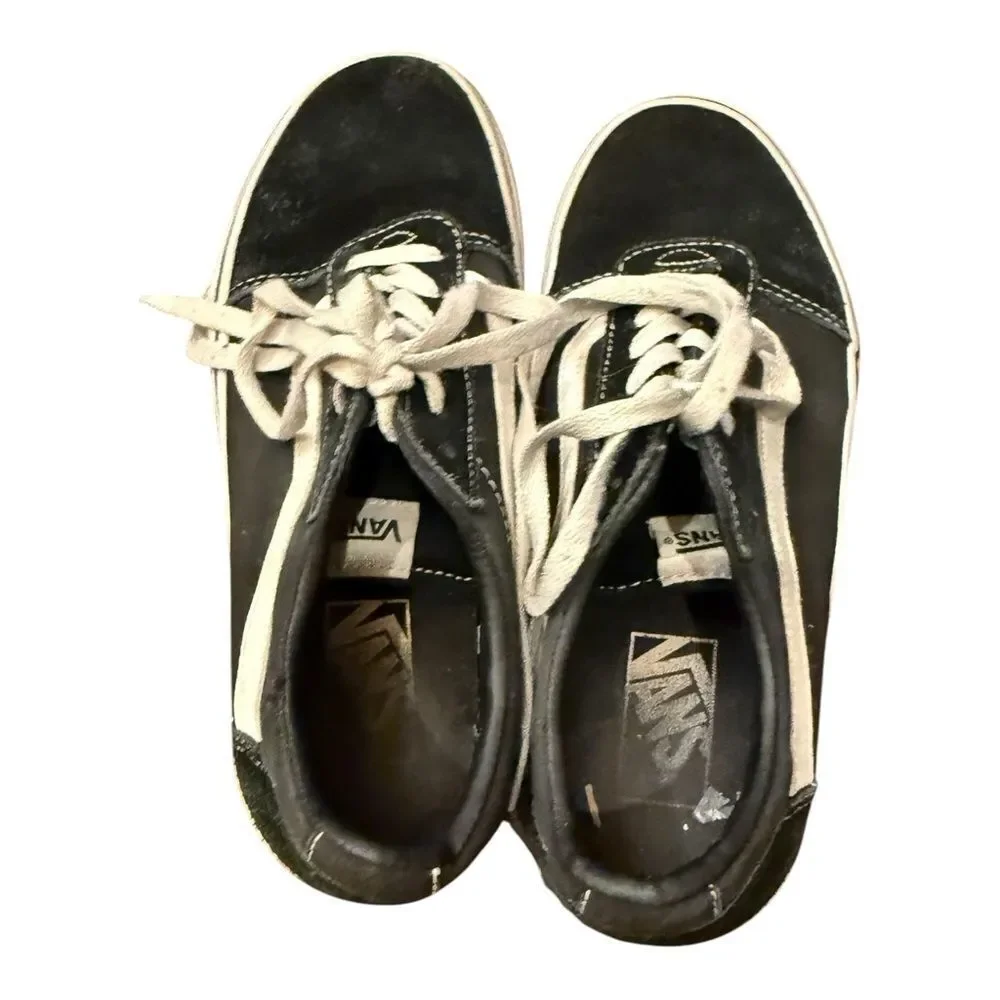 Vans Old Skool Black and White Low top sneakers size 8.5 womens